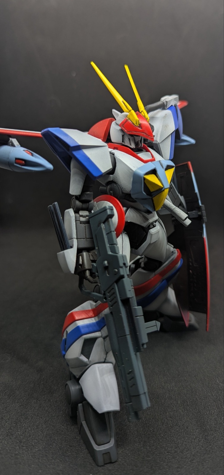 旧キット1/144ドラグナー1カスタムとHGドラグナー1をミキシングしてD1カスタムを作りました😁