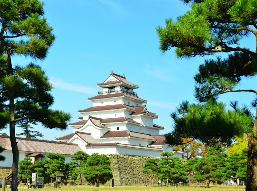 鶴ヶ城