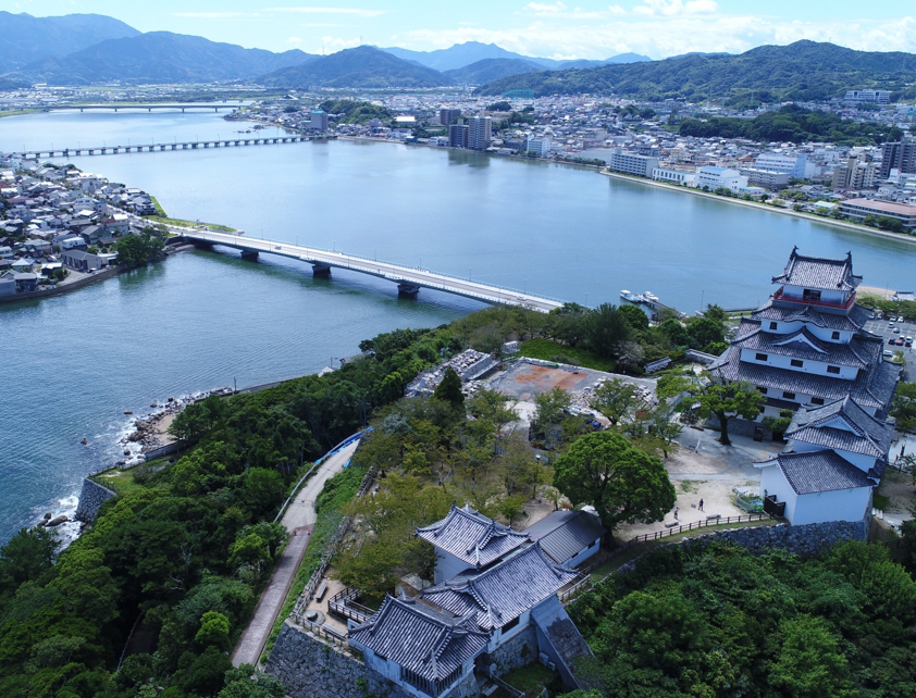 唐津城と松浦川