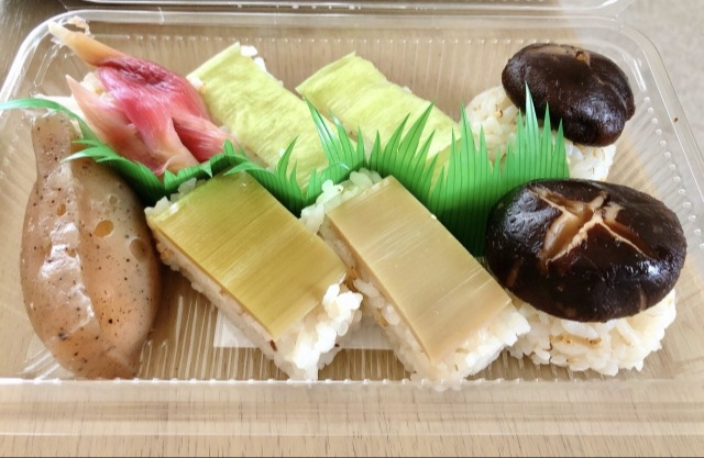 いなかずし