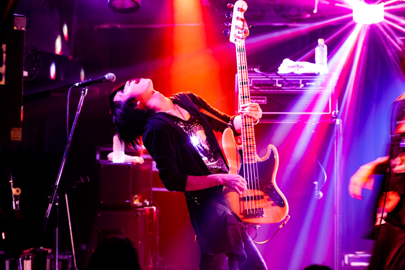 ベーシスト・時雨