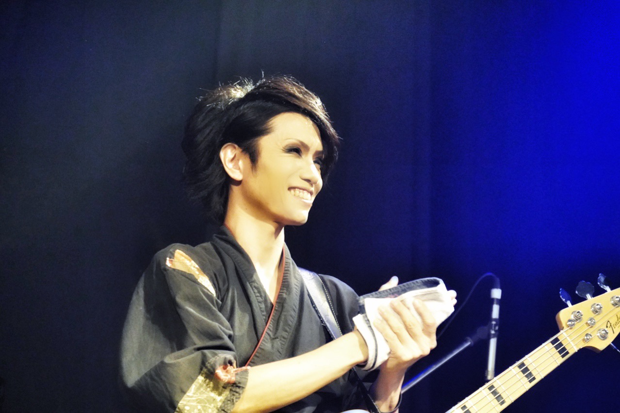 ベーシスト・時雨